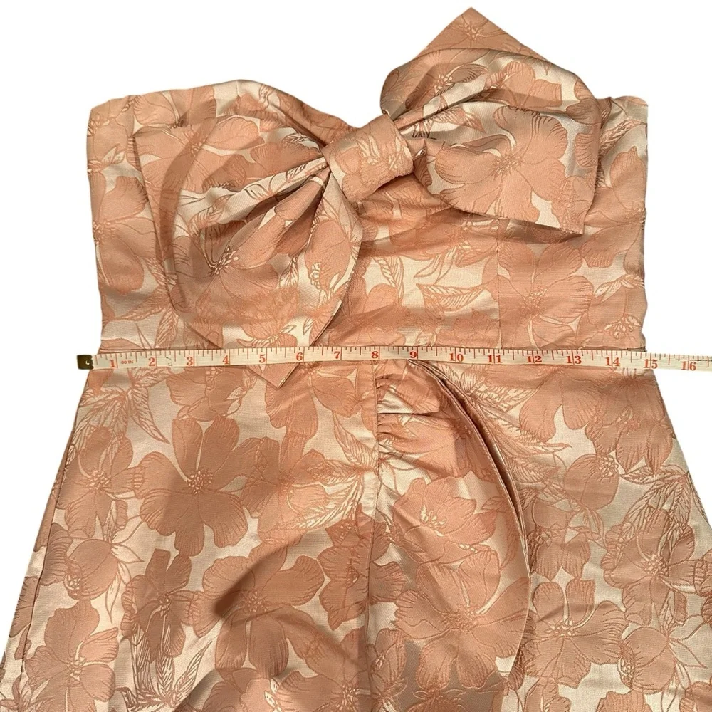 Storia Strapless Mini Dress Medium Pink Floral Jacquard Statement Bow Ruffle NWT - Picture 12 of 16